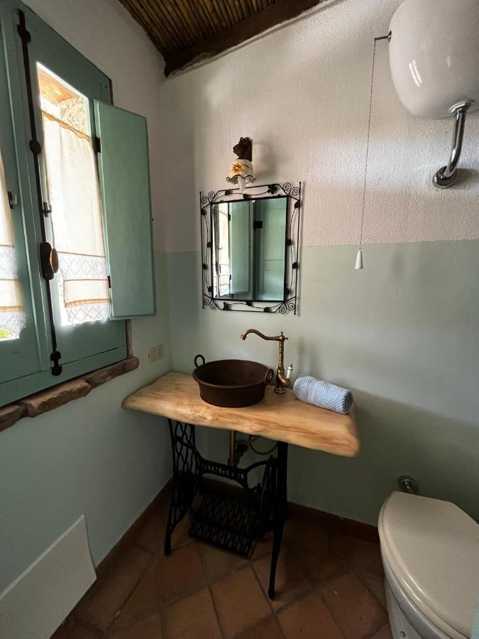 Graziosa Stanza Campidanese Su Terzu Guest House โอริสตาโน ภายนอก รูปภาพ