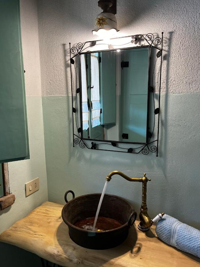 Graziosa Stanza Campidanese Su Terzu Guest House โอริสตาโน ภายนอก รูปภาพ